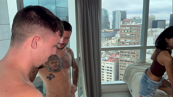 My girlfriend’s First Threesome, her Pussy was Destroyed in DP – Aixa