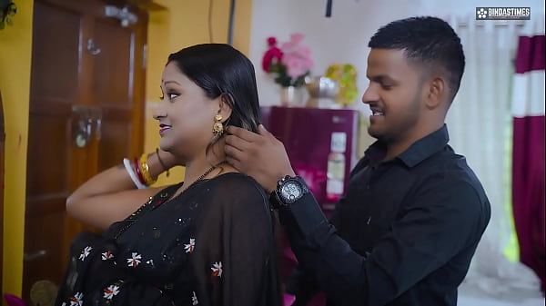 Desi Indian StarSudipa Bhabhi Seduces her Devar when her husband not at home ( Hindi Audio )