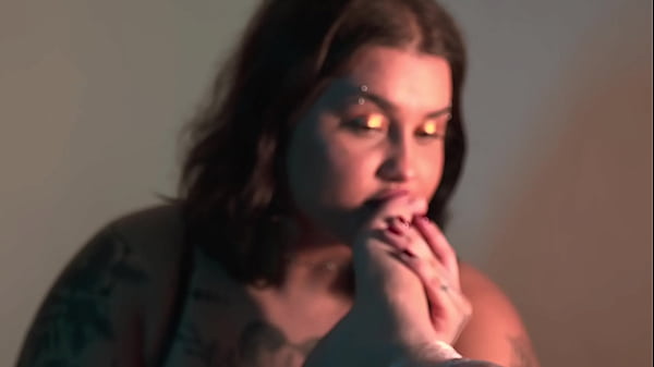 I’m Obsessed With Controlling Bitches With My Feet