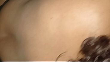 Mature MILF makes me cum with her big, juicy ass