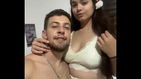 Natal provocante com Wellington sendo engolido no boquete profundo e babado