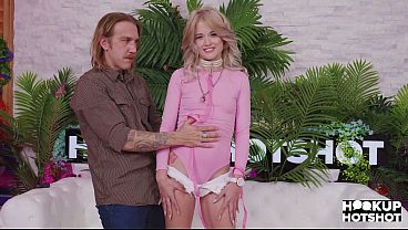 Petite Blonde Slut Nichole Nichols Hooks Up With Bryan Gozzling!