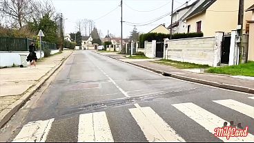 Emma Rubis, belle rousse, adore la bonne baise