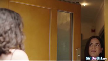 I get to lick my college gfs hairy pussy