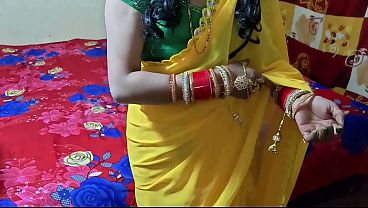 Cute Desi Indian Beautiful Wife Gets Fucked with Huge Dick in Hause