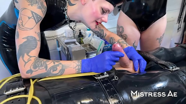 Shock Therapy: MistressAe & Lady Valeska’s Livewire Fun