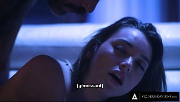 MODERN-DAY SINS – Naughty Anny Aurora Sneaks Off To Bang Her BFFs Stepdad FRENCH SUBTITLES