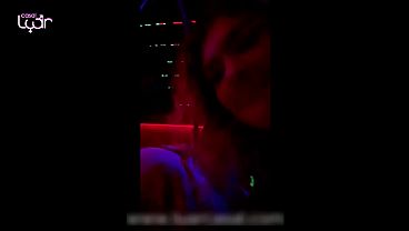 Esposa fez marido de CORNO na casa de SWING! Deu pra vários machos na frente dele – Casal Luar