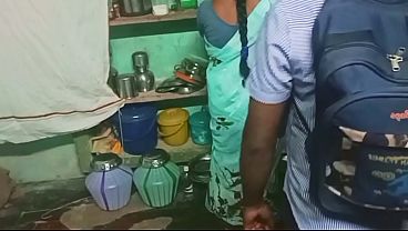 Indian student with aunty sex in home