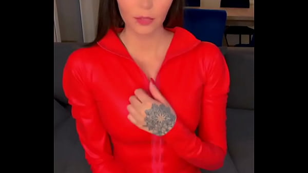 Like & retweet for more!#latex #latexoutfit #inked