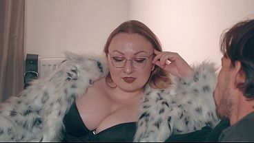 Amazon position fucking wearing fur and thigh high boots, rough FemDom sex