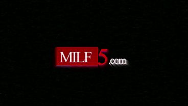 How Does StepMommy Taste, Asian MILF Begs To Know