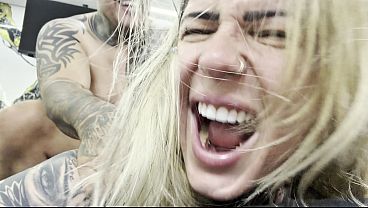 Meu marido corno de pinto pequeno fodeu meu cu com o pau mole tão gostoso que gozei 6 vezes qui gozada gosotosa na pica no pelo